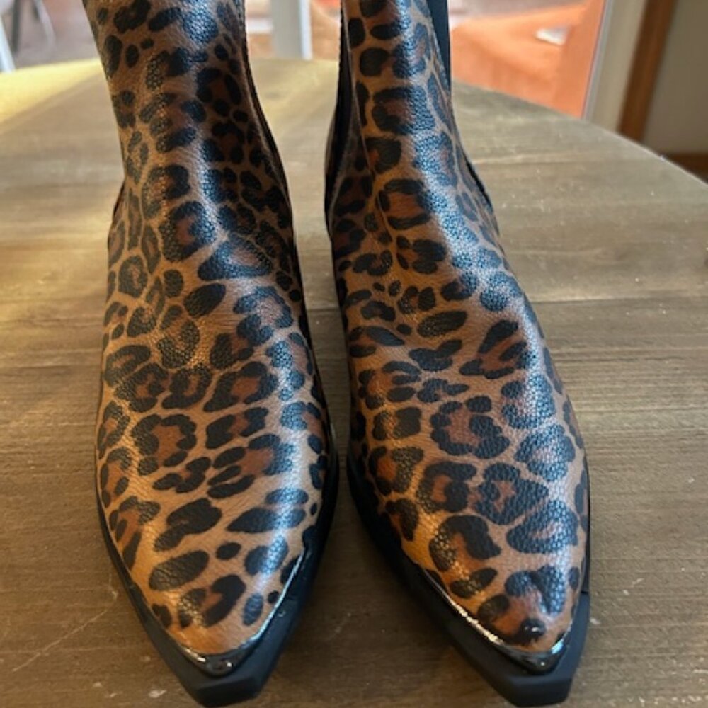 A Rider Girl Leopard Print Boots